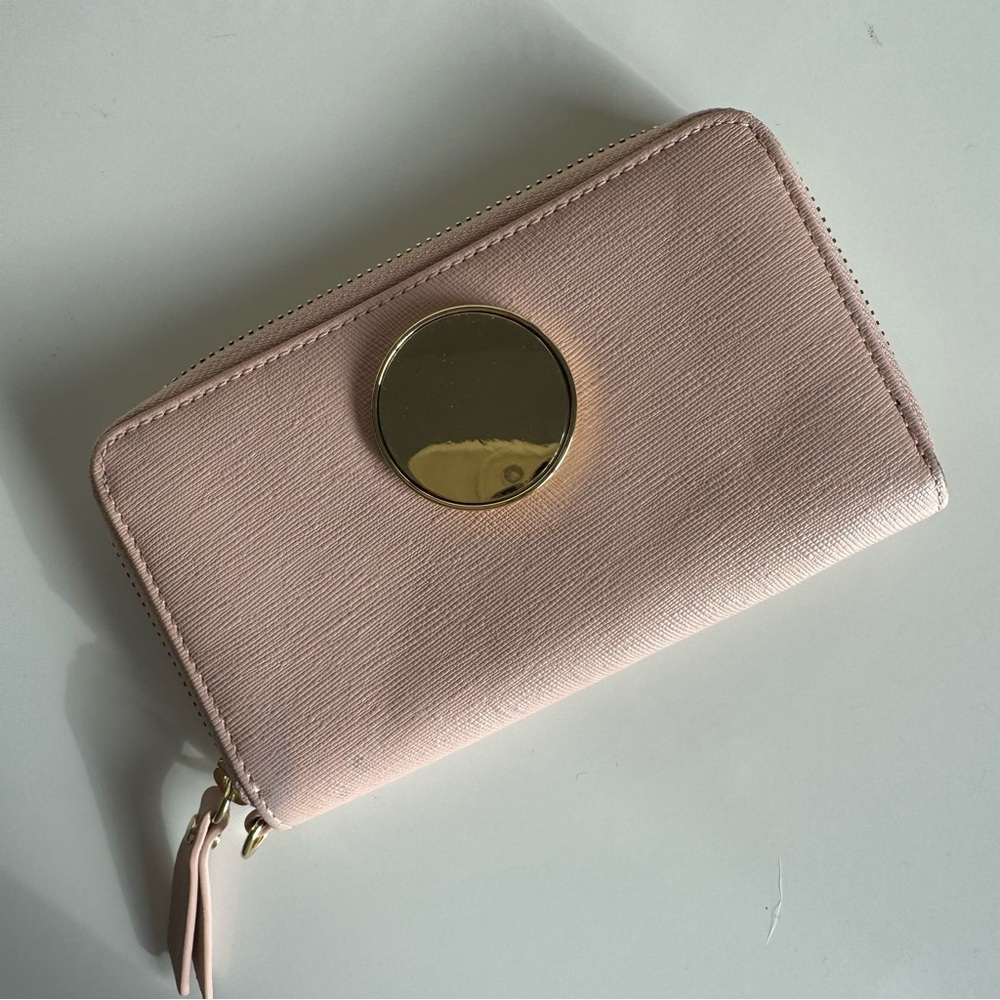 Things Remembered Light Pink & Gold Wallet - Picture 2 of 7